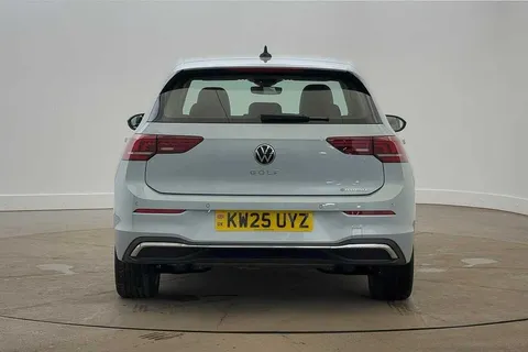 8 of 12 for Volkswagen Golf 1.5 TSI 204 Style eHybrid 5dr DSG