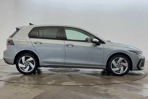 4 of 12 for VOLKSWAGEN GOLF 1.5 TSI 272 GTE eHybrid 5dr DSG