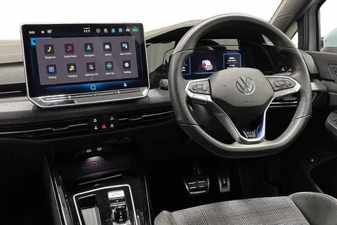 2 of 12 for VOLKSWAGEN GOLF 1.5 TSI 272 GTE eHybrid 5dr DSG