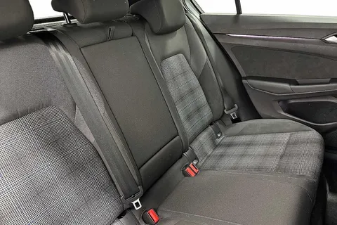 9 of 12 for VOLKSWAGEN GOLF 1.5 TSI 272 GTE eHybrid 5dr DSG