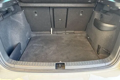 NX24XSP Škoda Karoq 1.5 TSI ACT SE Drive Euro 6 (s/s) 5dr Thumbnail #10