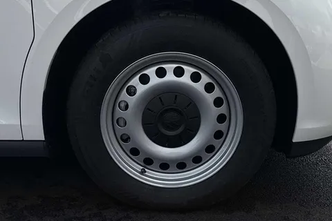 KY74RKV Volkswagen Id. Buzz Cargo 210kW Commerce 79kWh Auto Thumbnail #25