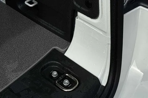 KY74RKV Volkswagen Id. Buzz Cargo 210kW Commerce 79kWh Auto Thumbnail #33