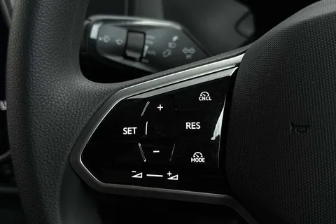 KY74RKV Volkswagen Id. Buzz Cargo 210kW Commerce 79kWh Auto Thumbnail #39