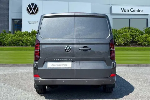 7 of 59 for Volkswagen Transporter T28 Panel Van Commerce Pro SWB 150 PS 2.0 TDI 6sp Manual - Delivery Miles