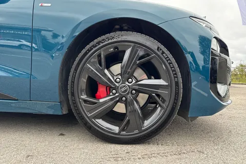 PK25KKE Audi A6 210kW 83kWh Edition 1 5dr Auto Thumbnail #9