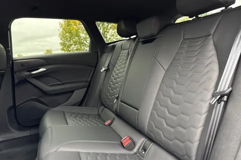 PK25KKE Audi A6 210kW 83kWh Edition 1 5dr Auto Thumbnail #18