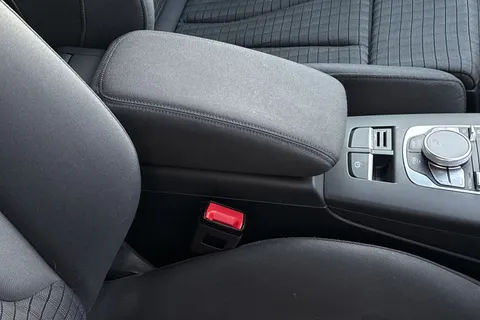 39 of 59 for Audi A3 2.0 TDI Sport Sportback S Tronic Euro 6 (s/s) 5dr (Nav)