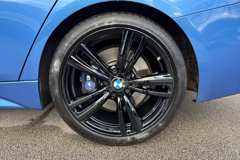 11 of 63 for BMW 3 Series 2.0 318d M Sport Touring Euro 6 (s/s) 5dr