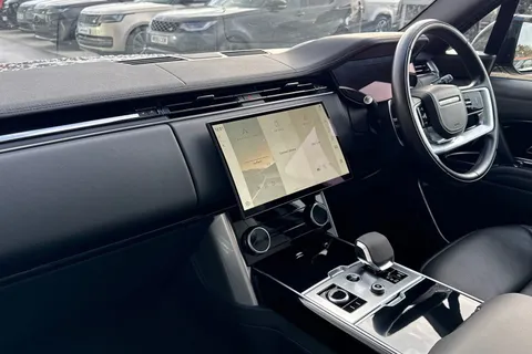 42 of 51 for Land Rover Range Rover 3.0 D300 SE 5dr