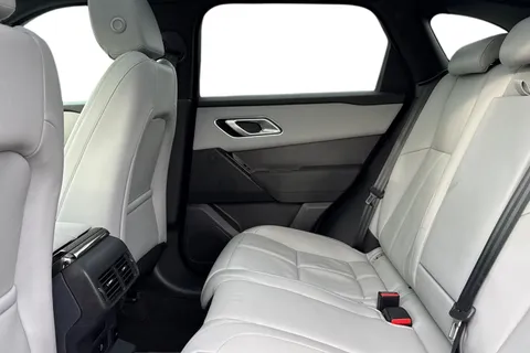 4 of 40 for Land Rover Range Rover Velar 2.0 D200 Dynamic SE 5dr