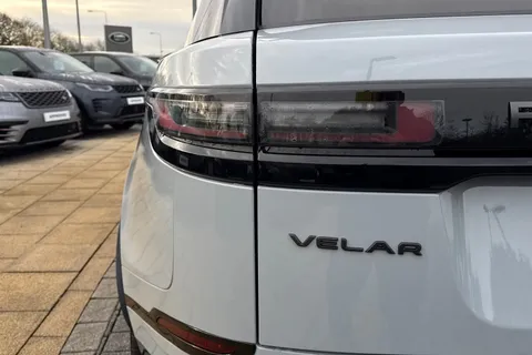 27 of 40 for Land Rover Range Rover Velar 2.0 D200 Dynamic SE 5dr