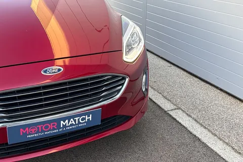 26 of 57 for FORD FIESTA 1.0 EcoBoost Titanium 5dr