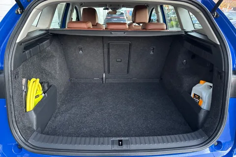 VK73JKV Škoda Enyaq 132kW 60 ecoSuite 62kWh 5dr Auto [120kW] Thumbnail #6