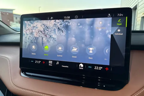 VK73JKV Škoda Enyaq 132kW 60 ecoSuite 62kWh 5dr Auto [120kW] Thumbnail #44