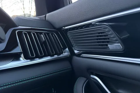 DU75VHL BYD Seal U 1.5 DM-i Comfort 5dr Auto Thumbnail #32