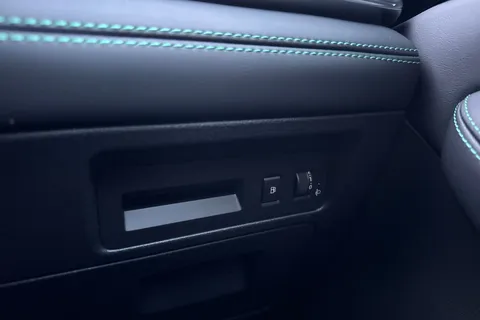 DU75VHL BYD Seal U 1.5 DM-i Comfort 5dr Auto Thumbnail #33