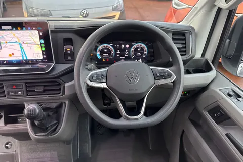 BV75ODL Volkswagen Crafter 2.0 TDI 140PS Commerce Plus Low Roof Van Thumbnail #17