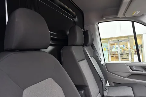 BV75ODL Volkswagen Crafter 2.0 TDI 140PS Commerce Plus Low Roof Van Thumbnail #23
