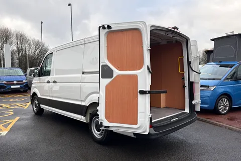 BV75ODL Volkswagen Crafter 2.0 TDI 140PS Commerce Plus Low Roof Van Thumbnail #33