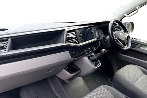 PK74OAB Volkswagen Transporter 2.0 TDI 110 Highline Van Thumbnail #14