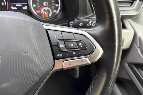 PK74OAB Volkswagen Transporter 2.0 TDI 110 Highline Van Thumbnail #26