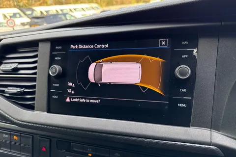 PK74OAB Volkswagen Transporter 2.0 TDI 110 Highline Van Thumbnail #28