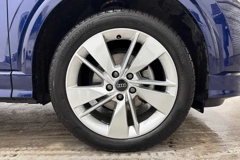 4 of 12 for AUDI Q2 35 TFSI S Line 5dr S Tronic