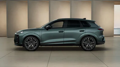  Audi Q3 1.5 e-hybrid Edition 1 S Tronic Euro 6 (s/s) 5dr 26kWh Thumbnail #3