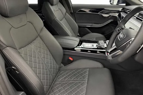 KY74EKJ Audi A8 L  S line 60 TFSI e quattro 462 PS tiptronic Thumbnail #10