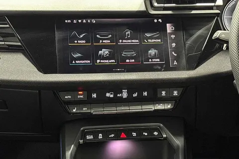 KP74CZZ Audi A3 Black Edition 40 TFSI e 204 PS S tronic Thumbnail #12