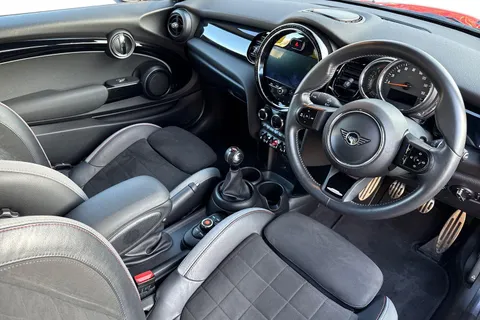 FL71LUE Mini Hatchback 1.5 Cooper Sport 3dr Thumbnail #8