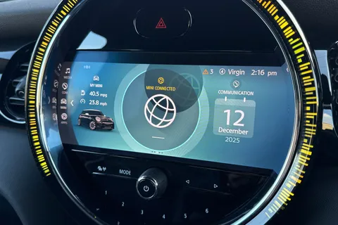 FL71LUE Mini Hatchback 1.5 Cooper Sport 3dr Thumbnail #12