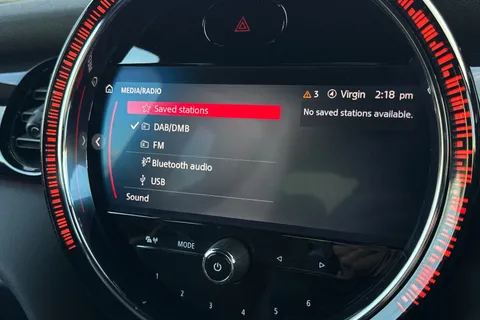 FL71LUE Mini Hatchback 1.5 Cooper Sport 3dr Thumbnail #45