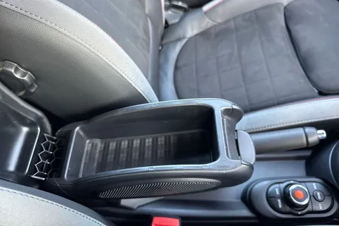 FL71LUE Mini Hatchback 1.5 Cooper Sport 3dr Thumbnail #52