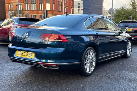 SD69SSX Volkswagen Passat 1.5 TSI EVO R-Line Euro 6 (s/s) 4dr Thumbnail #42