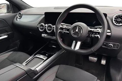 LT25UWO Mercedes-Benz Eqa EQA 250+ 70.5kWh AMG Line (Executive) Auto 5dr Thumbnail #13