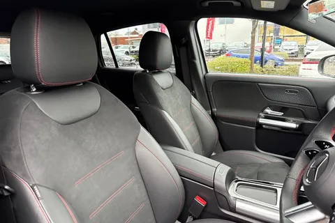 LT25UWO Mercedes-Benz Eqa EQA 250+ 70.5kWh AMG Line (Executive) Auto 5dr Thumbnail #23