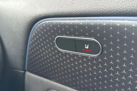 LT25UWO Mercedes-Benz Eqa EQA 250+ 70.5kWh AMG Line (Executive) Auto 5dr Thumbnail #39