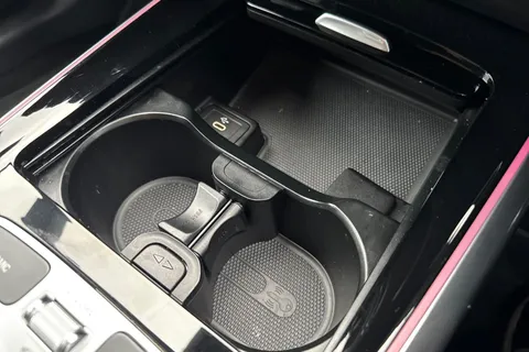 LT25UWO Mercedes-Benz Eqa EQA 250+ 70.5kWh AMG Line (Executive) Auto 5dr Thumbnail #46