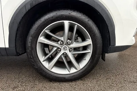 LV72UCR MG Mg Hs 1.5 T-GDI Exclusive DCT Euro 6 (s/s) 5dr Thumbnail #11