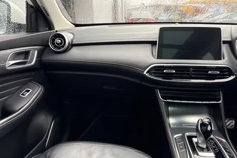 LV72UCR MG Mg Hs 1.5 T-GDI Exclusive DCT Euro 6 (s/s) 5dr Thumbnail #20