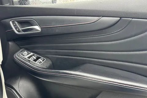 LV72UCR MG Mg Hs 1.5 T-GDI Exclusive DCT Euro 6 (s/s) 5dr Thumbnail #21