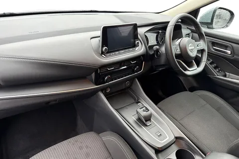 WM73CWL Nissan Qashqai 1.3 DIG-T MHEV Acenta Premium XTRON Euro 6 (s/s) 5dr Thumbnail #14