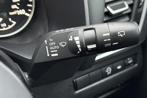 WM73CWL Nissan Qashqai 1.3 DIG-T MHEV Acenta Premium XTRON Euro 6 (s/s) 5dr Thumbnail #36