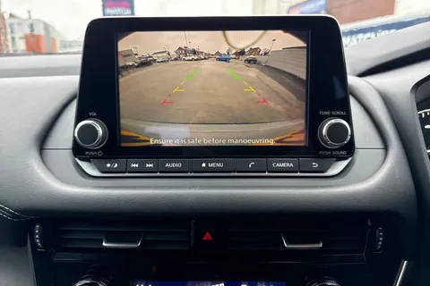 WM73CWL Nissan Qashqai 1.3 DIG-T MHEV Acenta Premium XTRON Euro 6 (s/s) 5dr Thumbnail #39