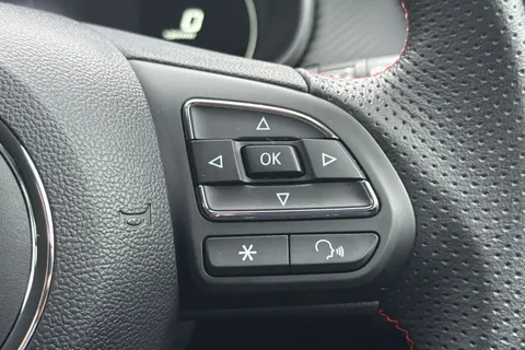 MM74WVN MG Mg Zs 51.1kWh Trophy Connect Auto 5dr Thumbnail #44