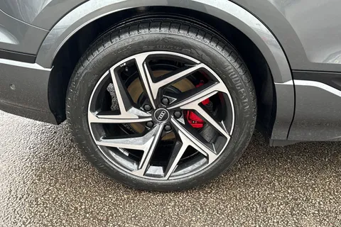  Audi Q6 E-Tron 83kWh Edition 1 Sportback Auto 5dr Thumbnail #13