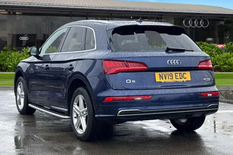 NV19EDC Audi Q5 S line 40 TDI quattro 190 PS S tronic Thumbnail #2