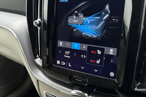 YE21CFW Volvo Xc60 2.0 B4 MHEV Momentum Auto AWD Euro 6 (s/s) 5dr Thumbnail #51